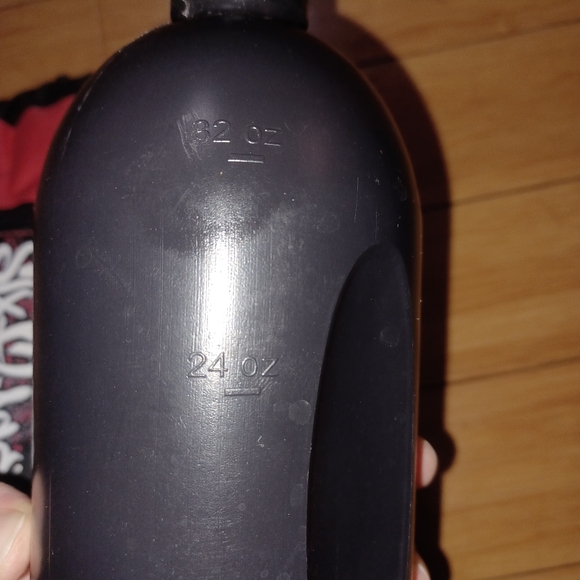 Six Flags reusable bottle bundle - Picture 8 of 8